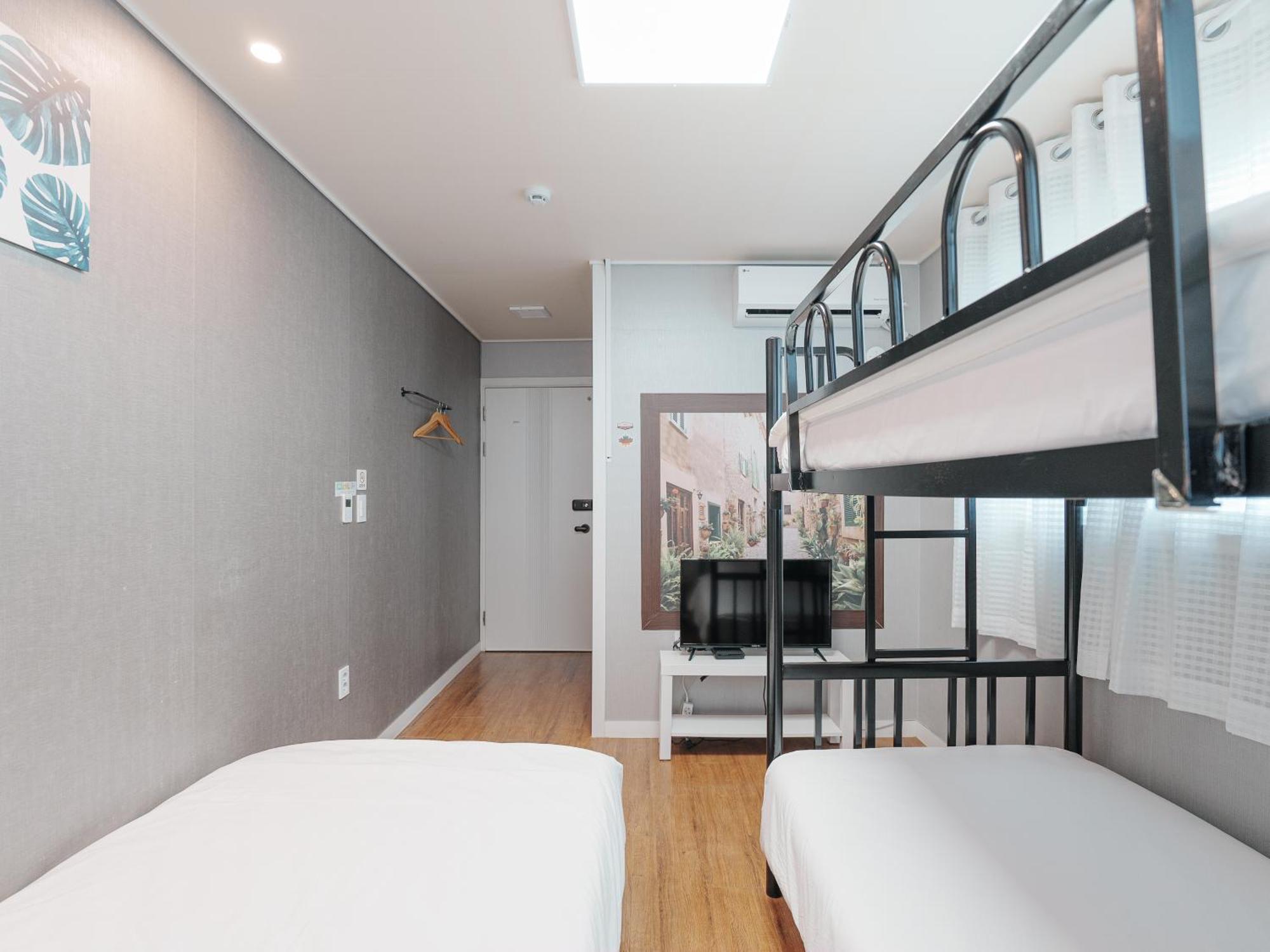 Rain Boots Guest House Incheon Buitenkant foto